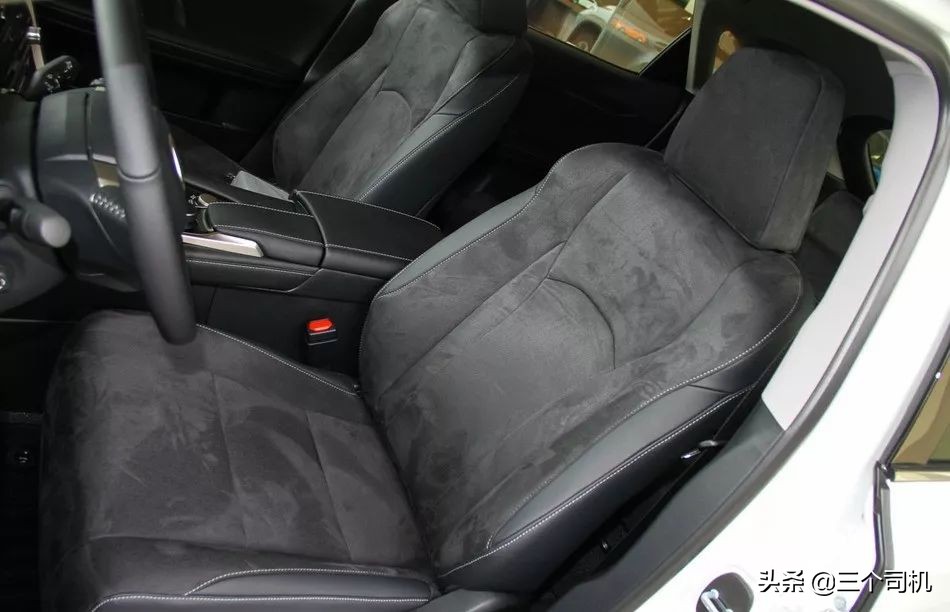 雷克萨斯rx真的不如汉兰达吗,新款雷克萨斯rx预售价399万元起