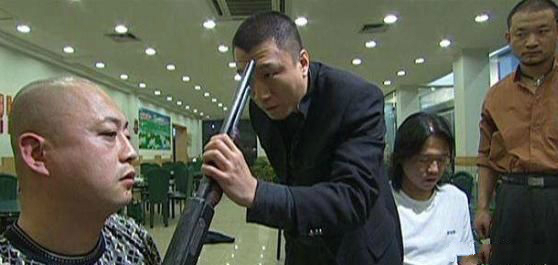 半路夫妻管军和江建平打架,半路夫妻管军和江建平喝酒