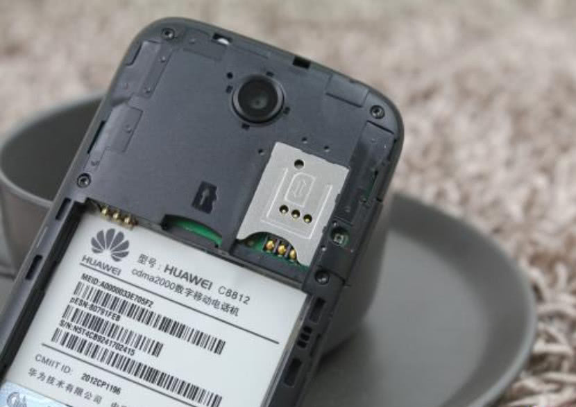 华为手机进了水如何自己处理,华为底部进水快速解决办法