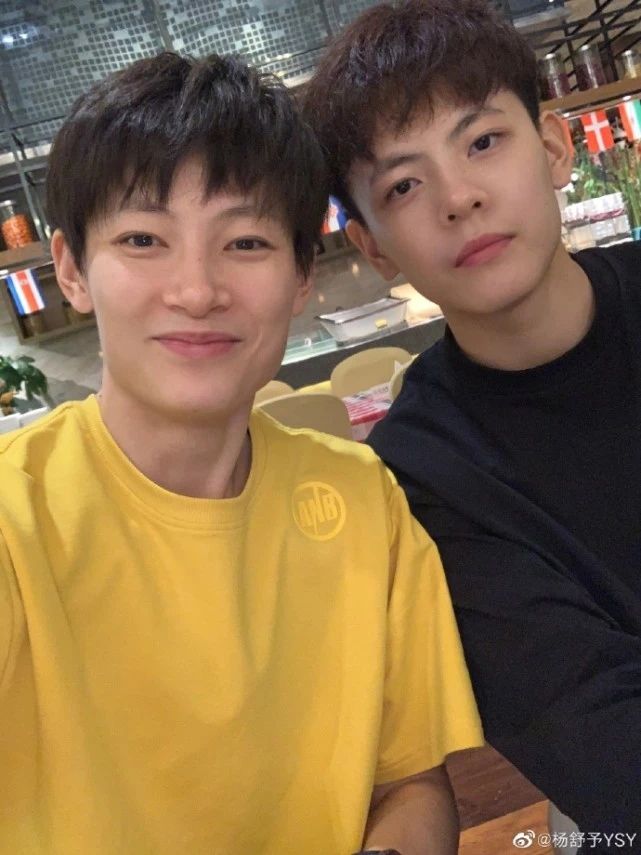 女篮赛场奥运姐妹花,篮球姐妹花出战奥运