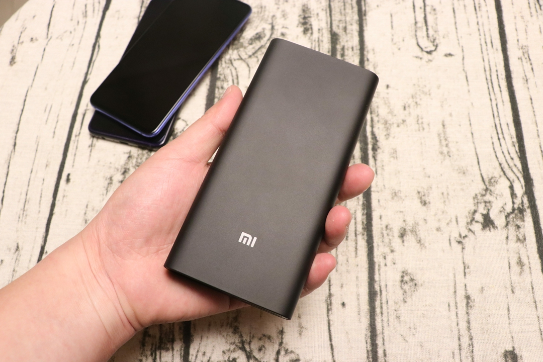 小米移动电源50w快充版笔记本,小米移动电源高配版用什么充电器
