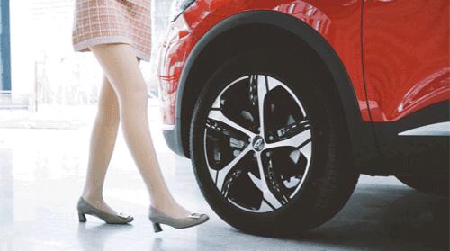 触感肉测小姐姐直呼好嫁的瑞虎7PRO