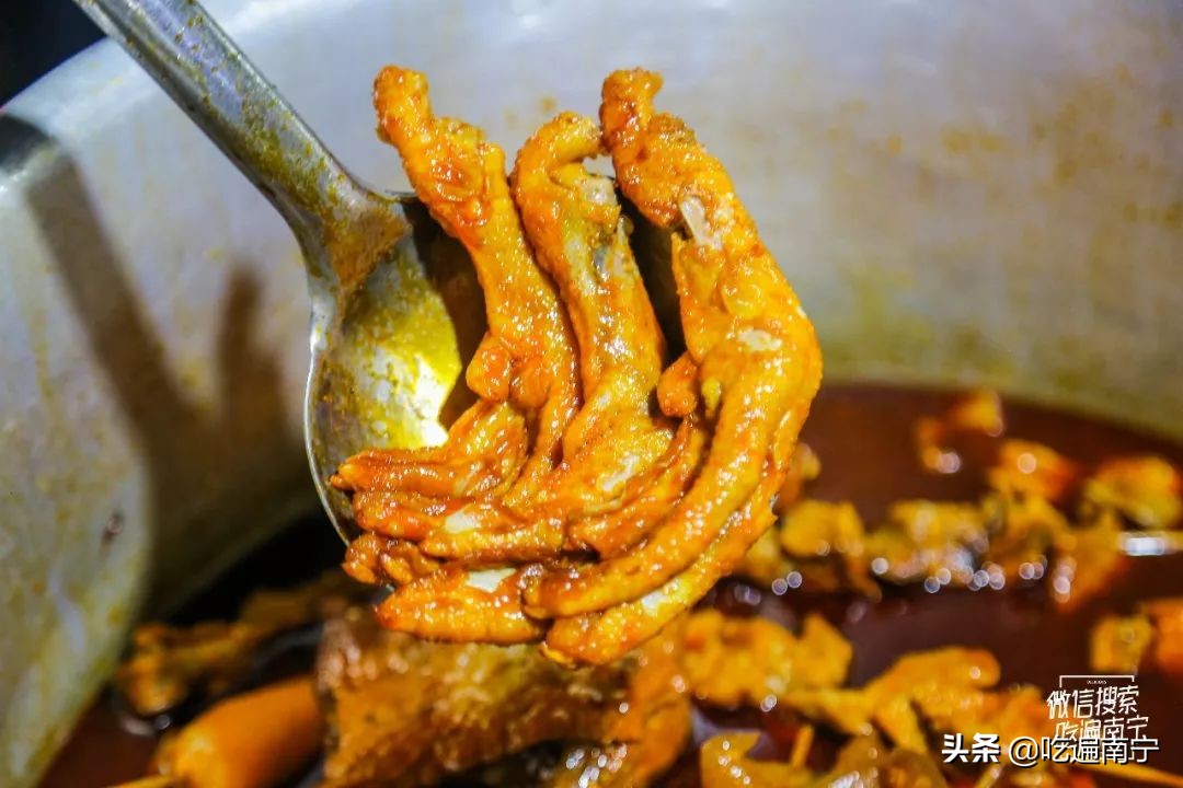 啃了1000斤鸡爪,啃了十几个鸡爪