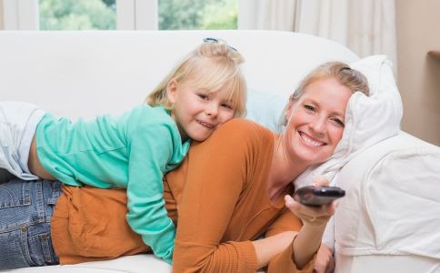 孩子爱看电视你是如何应对,孩子爱看动画片不学习