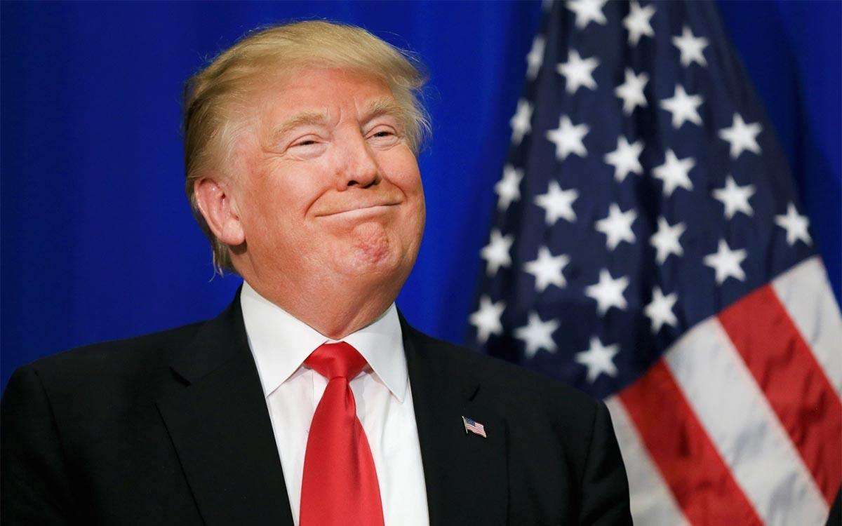 我伸出手，他却把我拒之门外，特朗普的洁癖有多严重？