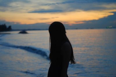 离婚后的女人应该怎么办,离婚后的女人该何去何从