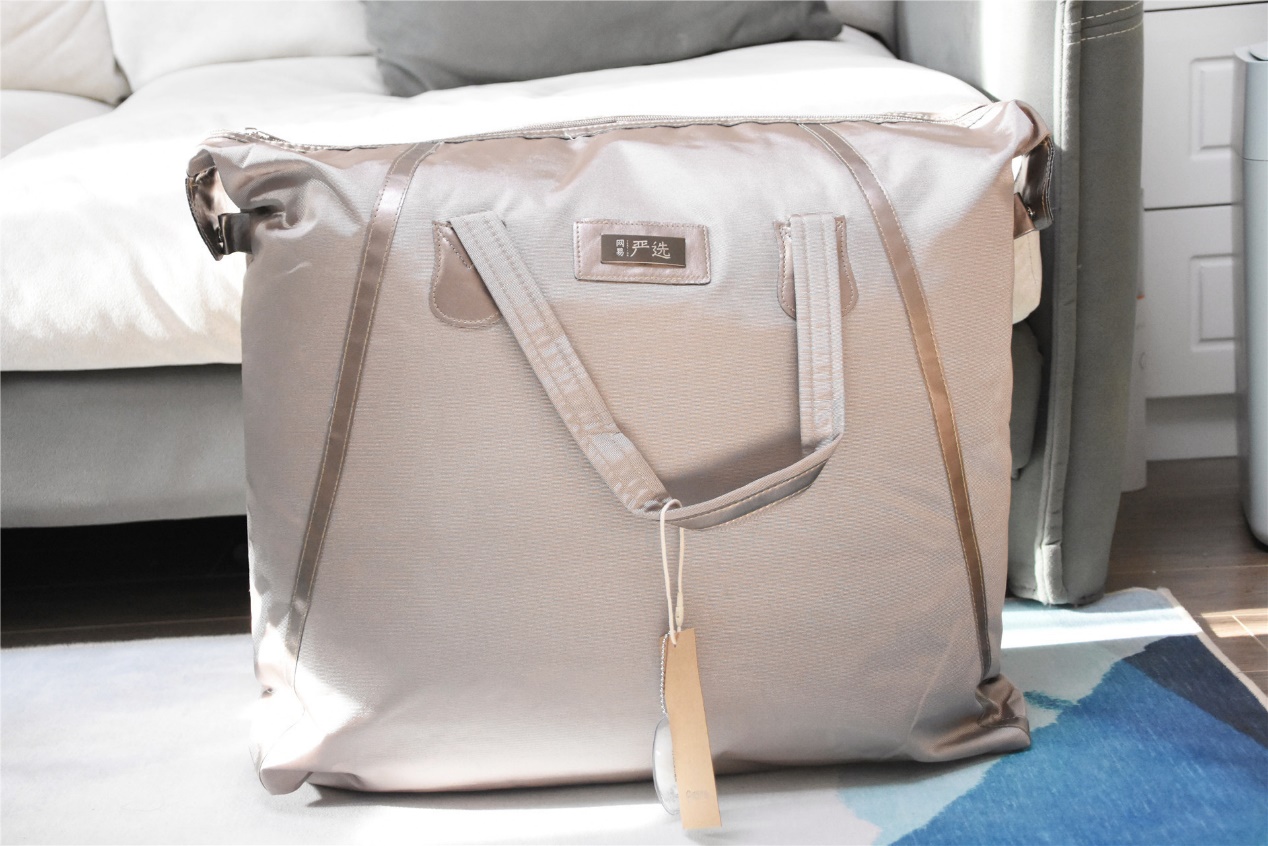 羊毛蚕丝鹅绒被子哪个更保暖,鹅绒被蚕丝被测评