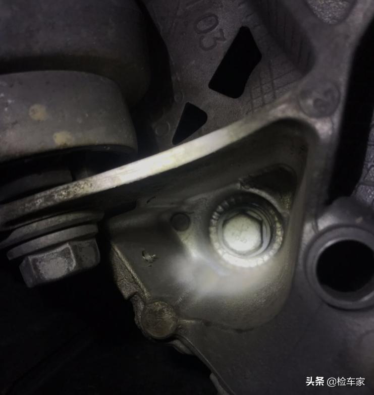 跑了40万公里的宝马740,开了5年的宝马740还值多少钱