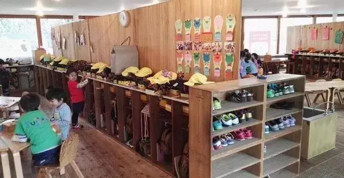 日本对孩子的教育真实面目,日本人残酷的对待孩子