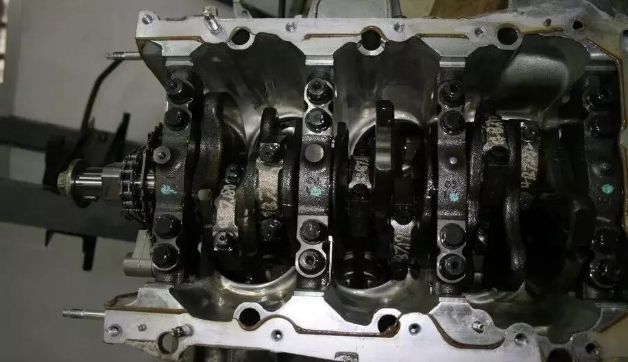 改装潜力大无边!感谢丰田VVT-I!锐志2.5L蜕变3.0!