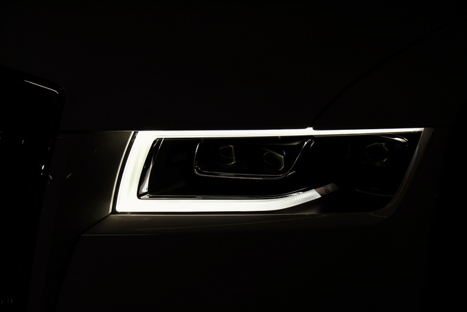 全新一代劳斯莱斯古思特,豪华180评测