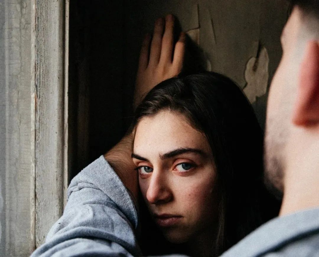 阿里员工自曝被性侵，他们说“酒局而已，搂抱正常”