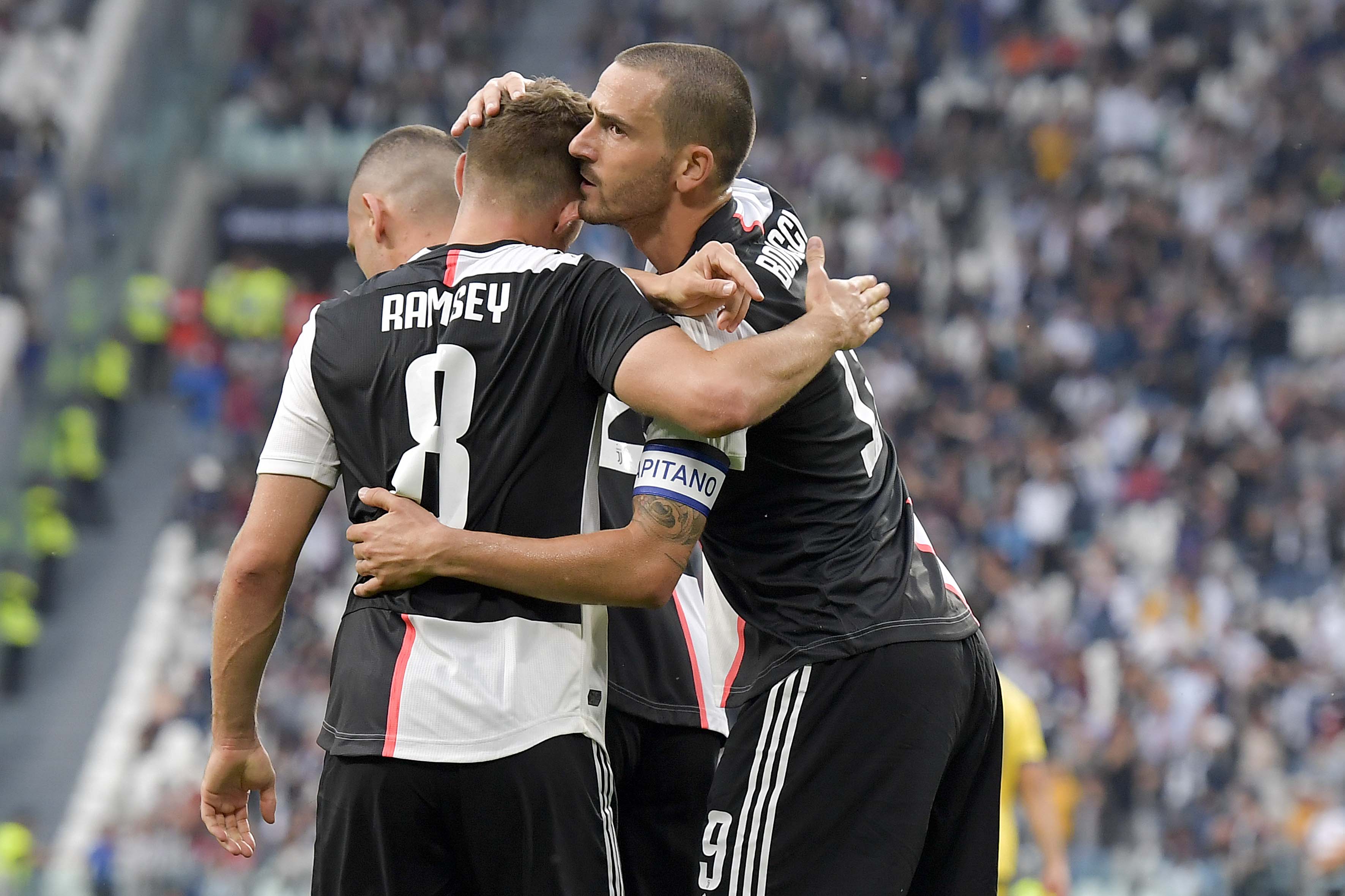 竞彩足球比赛结果五大联赛,足球竞彩主场全胜的一天