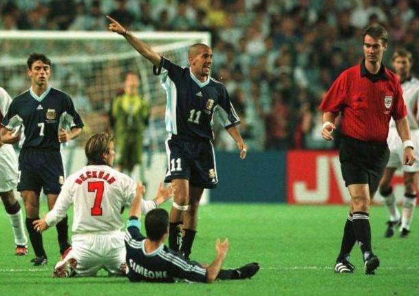 1996-1997赛季贝克汉姆比赛完整视频,贝克汉姆的救赎纪录片