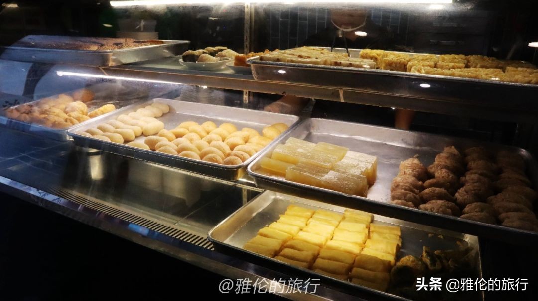 女生喝冰泉豆浆,梧州人喝冰泉豆浆