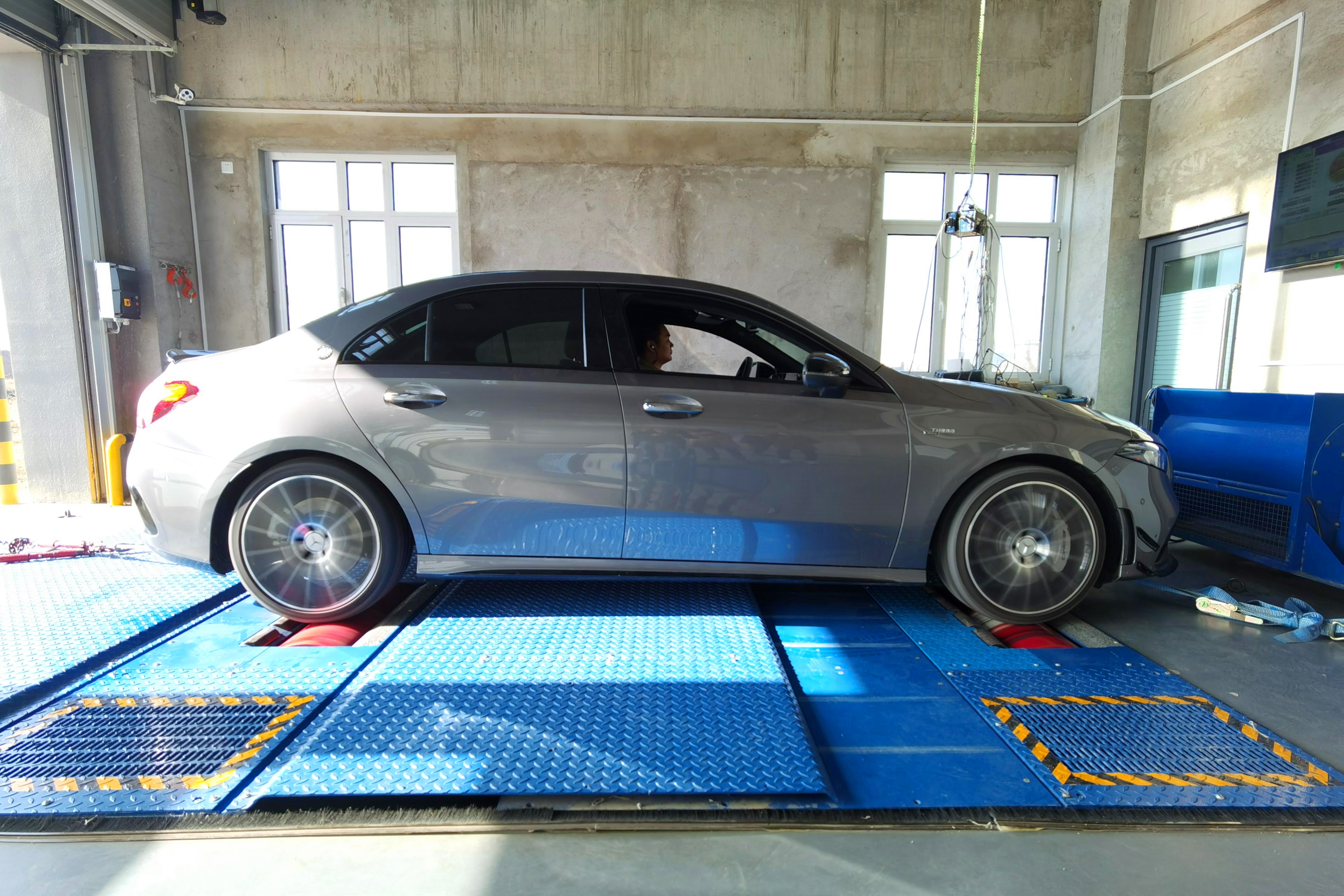 沉浸式体验奔驰amga35l,没有灵魂的学习机器