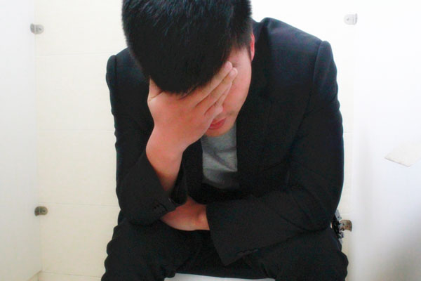 排便很粘很臭感觉排不净吃什么药,排便黏黏排不干净的感觉