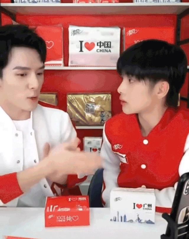 中国留学在霍格沃茨魔法学院,英国霍格沃茨魔法学校