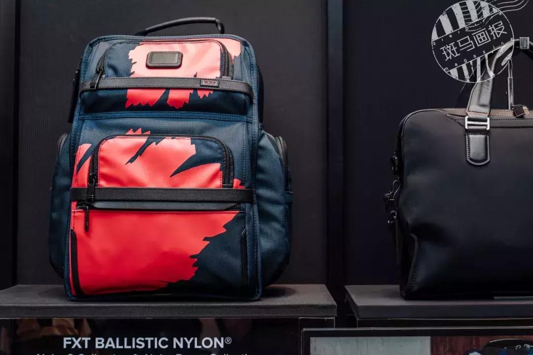 限时两个月：TUMI恒隆快闪店来了，“星爵”出没！