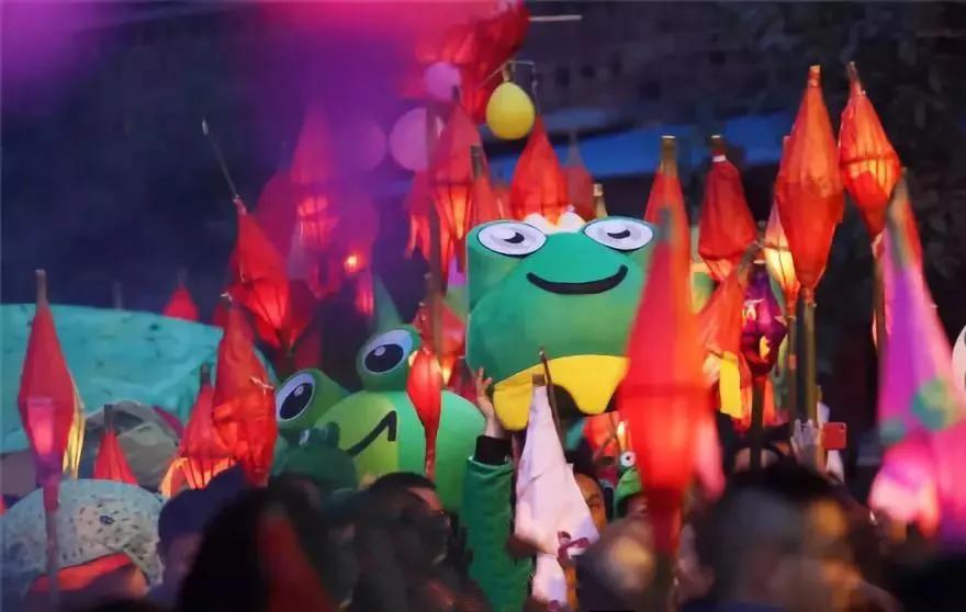 遂宁送龙虾,蓬溪送蛴蟆的由来