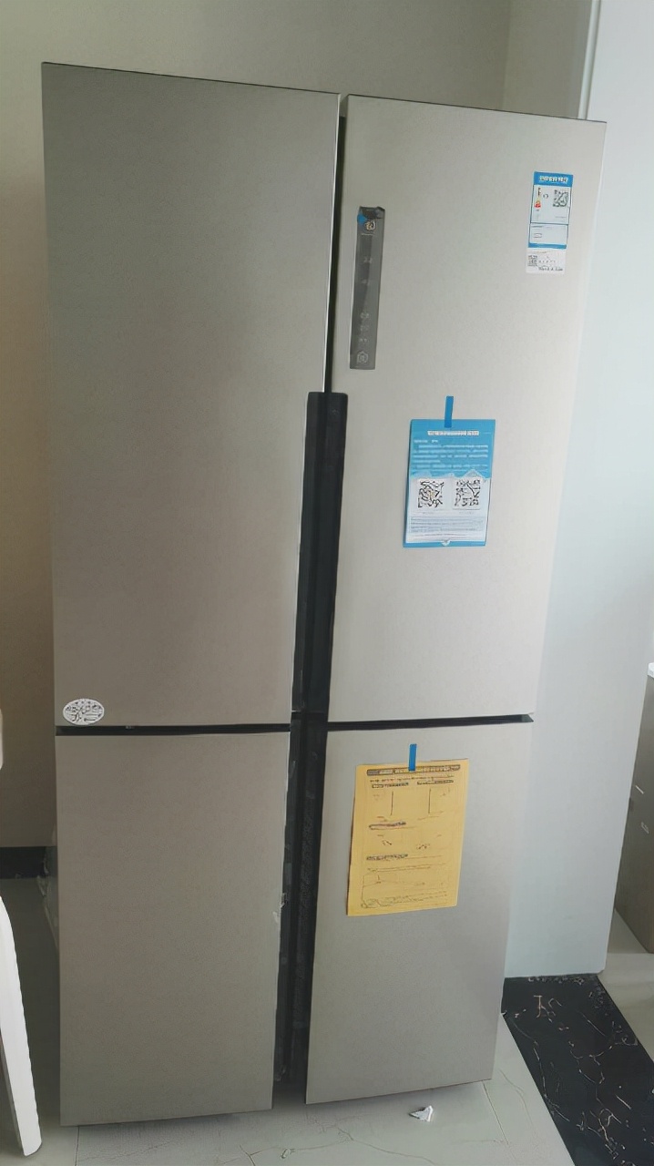 是双开门冰箱好还是四开门好,冰箱双开门好用还是十字门好用