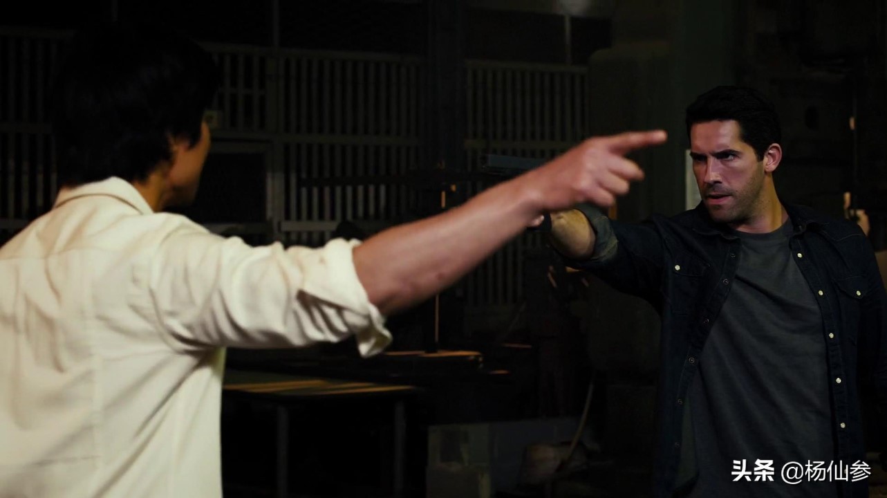 斯科特阿金斯电影动作镜头,最新斯科特阿金斯动作电影