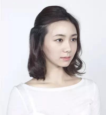 吹风机热风和冷风吹头发哪个蓬松,用吹风机快速打理有型的蓬松发型