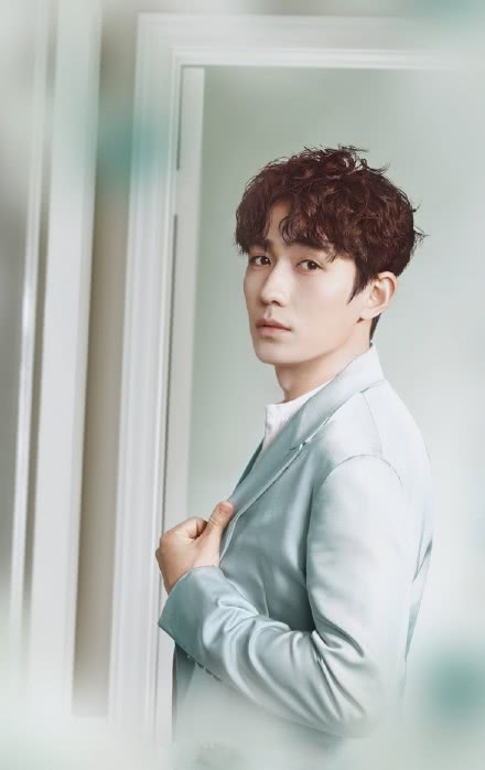 朱一龙休闲穿搭夏季,朱一龙同款牛仔外套搭配