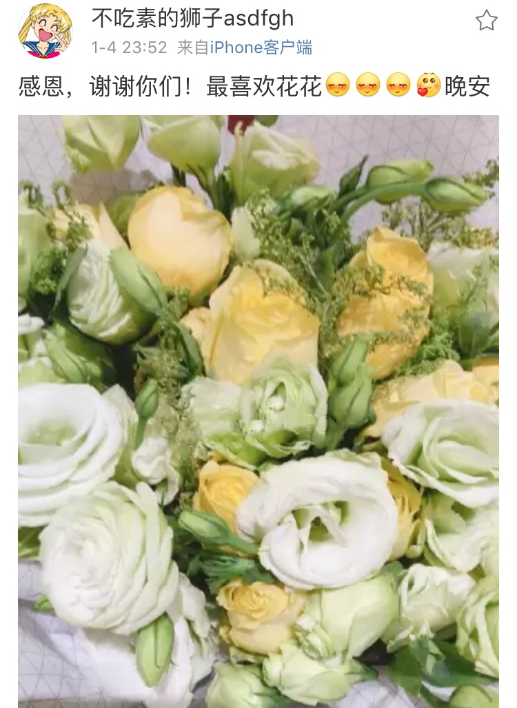 马蓉现身机场高调,马蓉拎名牌包现身