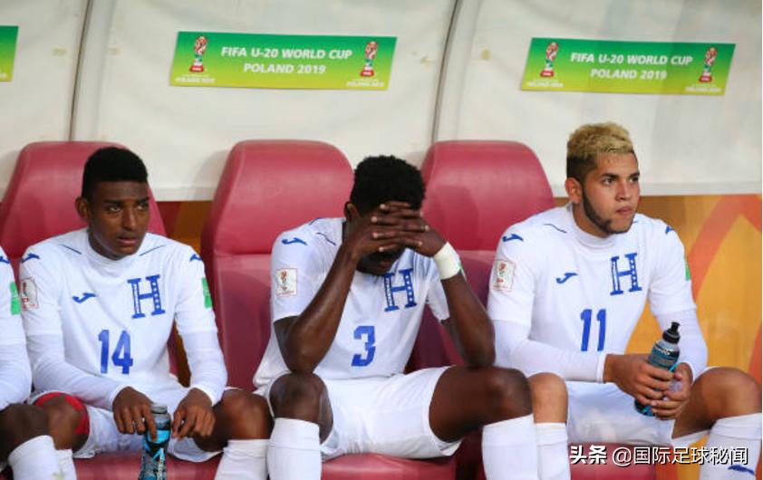 世青赛111分巨大分差全场集锦,世青赛十六强全部战罢