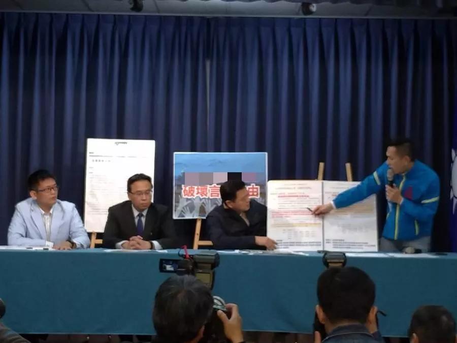 警方疯狂“查水表”！蓝营痛批当局：言论自由呢？