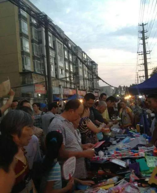 摆摊什么产品成本低利润高,摆摊成本小利润高