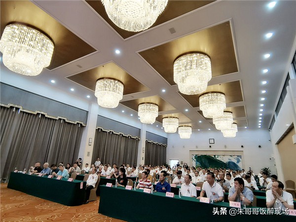 何逸奎大师,华南烹饪技术学校何逸奎