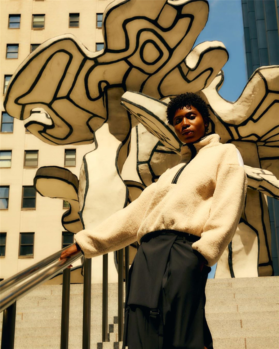 短款皮草好看又保暖,羊羔绒短款皮草