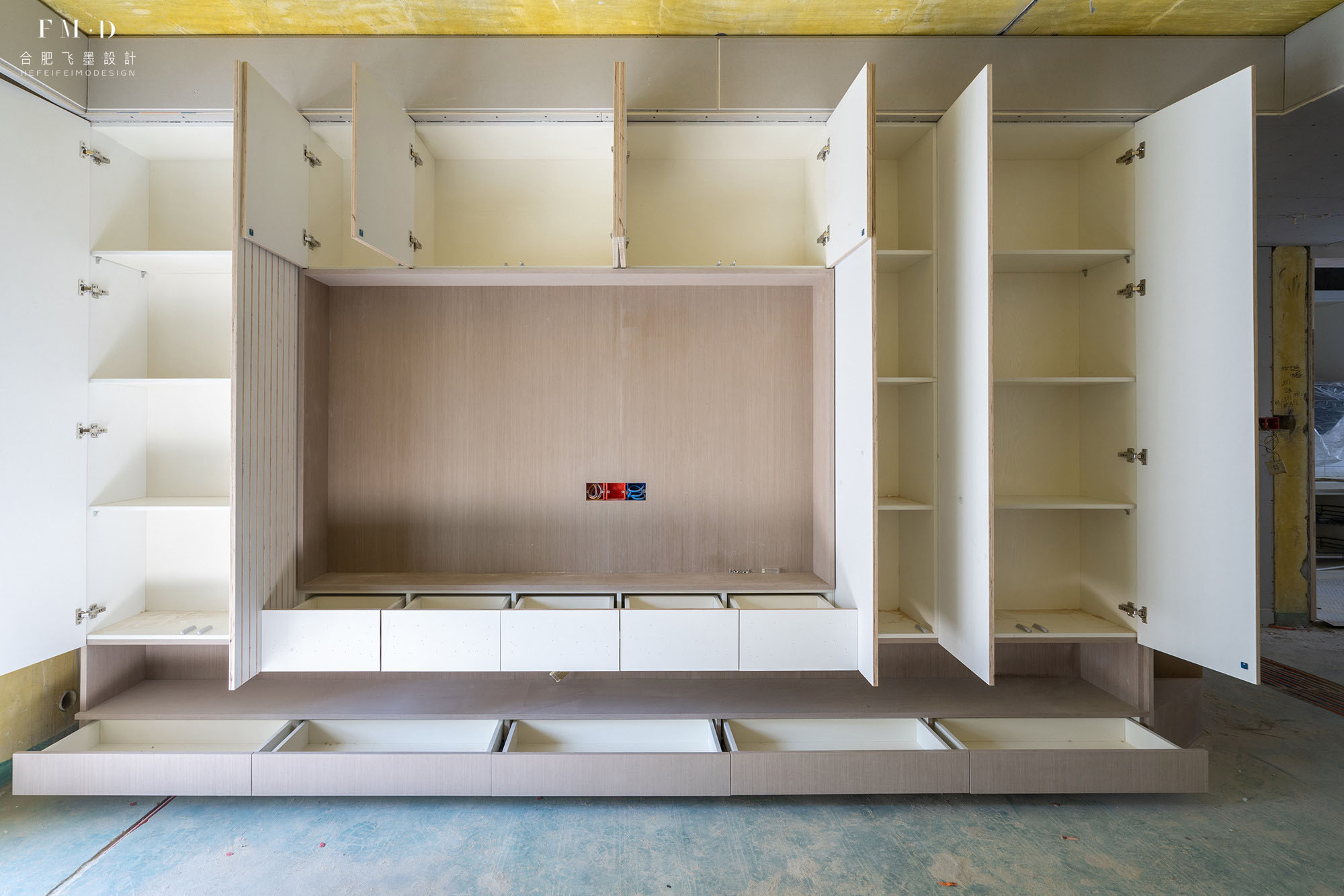 电视柜半墙收纳柜一体设计,满墙电视柜做壁龛怎么做比较结实