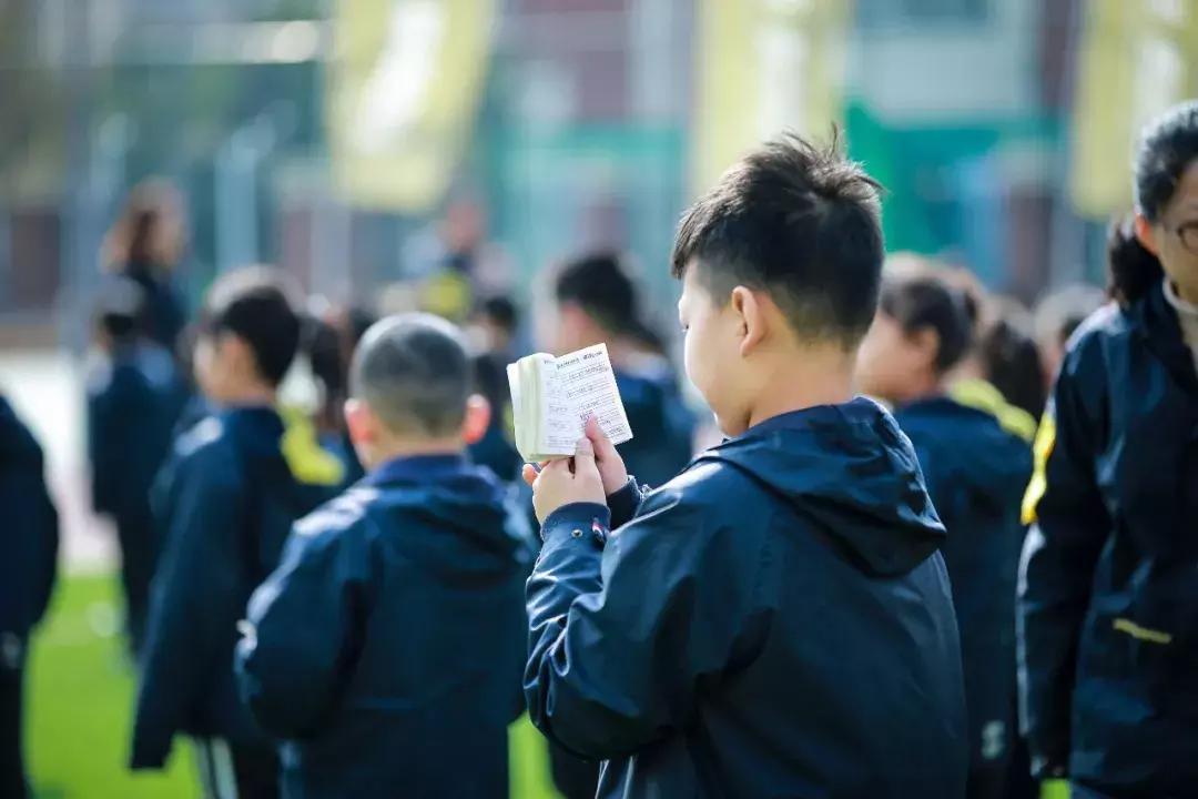 探校|金水区这家私立小学，竟敢说分数、兴趣双保证！