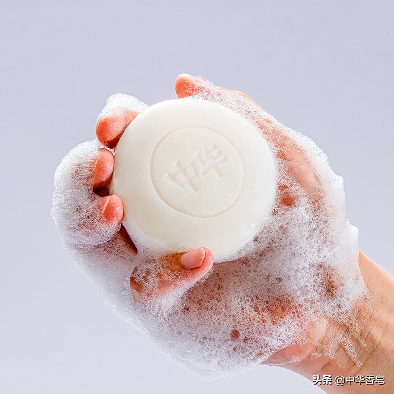 盐皂对皮肤有什么好处,洗澡推盐有什么好处