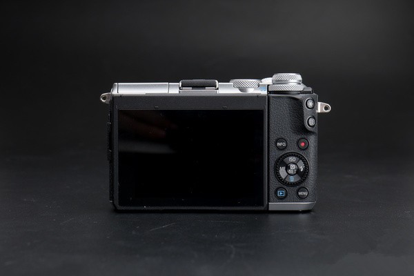 佳能eosm6录视频怎么样,佳能eosm6一代延迟摄影