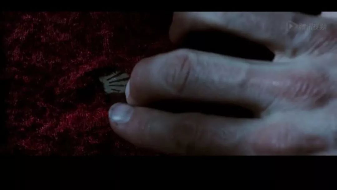 一啸电影｜妻子离世，丈夫深入调查，竟发现妻子这个秘密