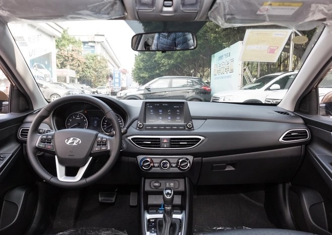 现代悦动2019年9万公里,现代悦动降价8万