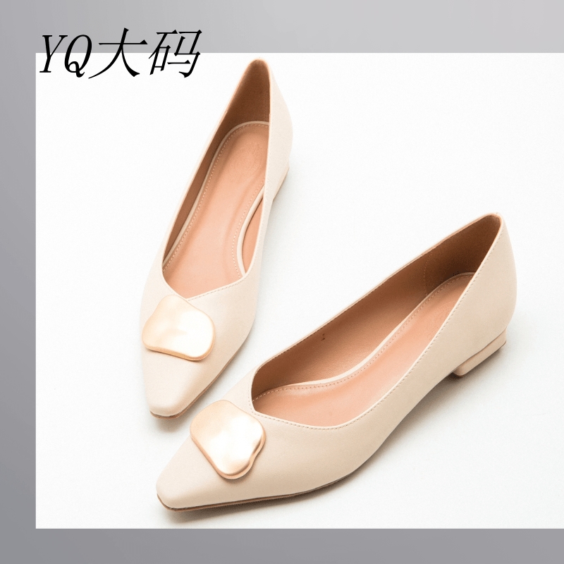 时尚高品质大码女鞋,平价大码女鞋40-43码鞋夏季洋气