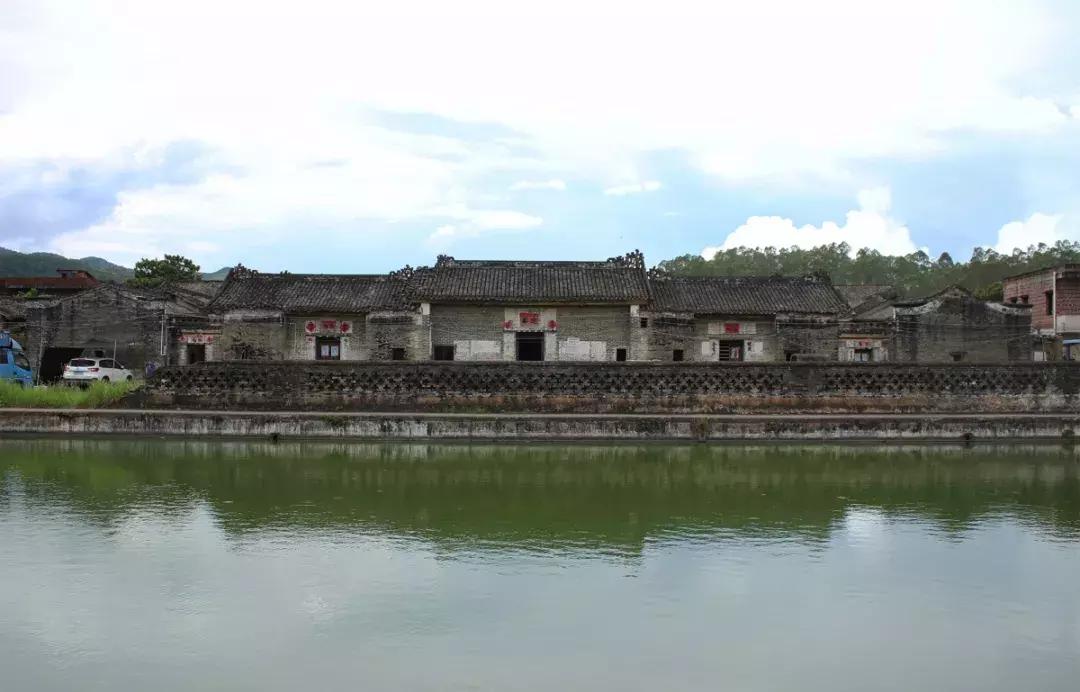 真羡慕那些住酒店的人,真羡慕那些住高档小区的人