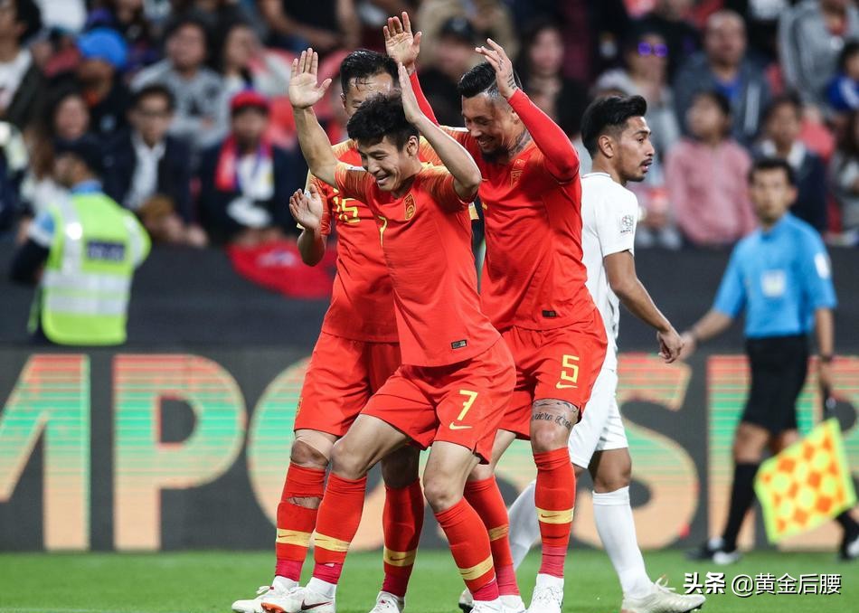 董路谈足球训练,董路评国足踢不了复杂