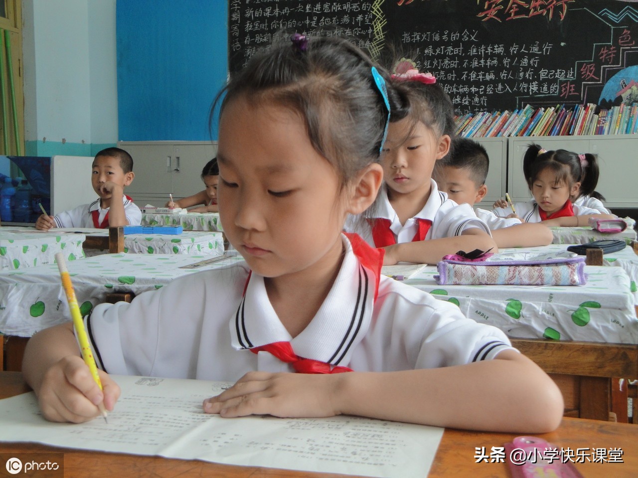 小学生常用修辞手法比喻拟人练习,小学语文修辞手法及例句教学视频