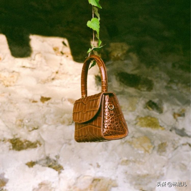 周雨彤立体格子大包包,周雨彤同款香奈儿包包