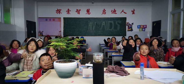 顶风冒雪抗严寒，战天斗地忍饥饿-布拖纪实