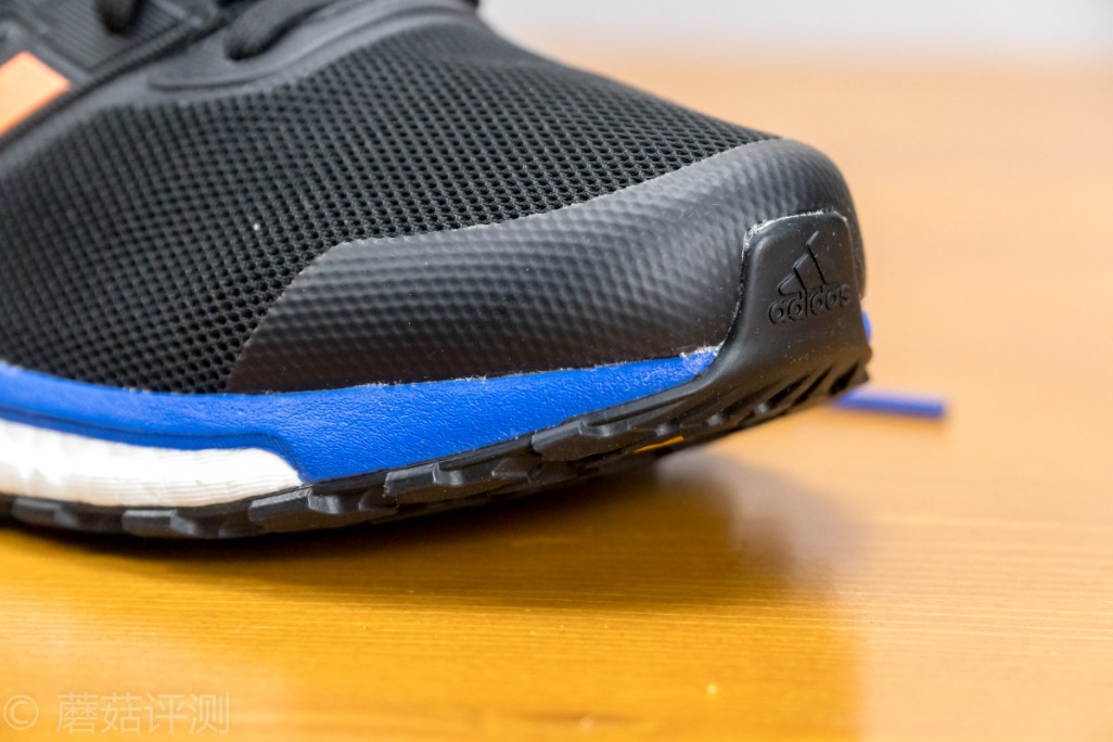 阿迪ultraboost22黑蓝,阿迪supernova和ultraboost