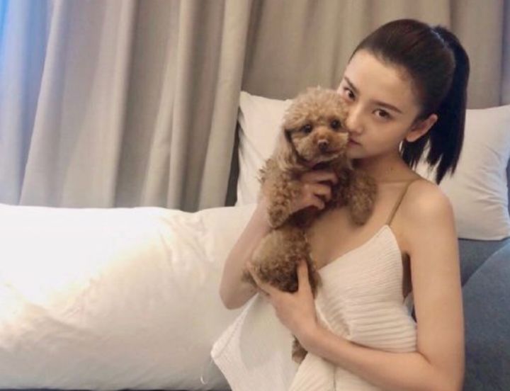 杨超越翻版宋祖儿？别开玩笑了