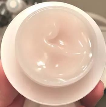 肌底修复精华推荐,肌底精华和清润型面霜