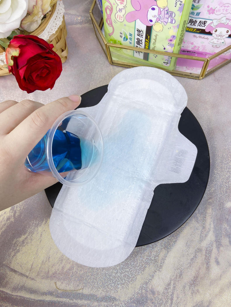 乐而雅日用卫生巾25cm,乐而雅零触感迷你卫生巾17cm